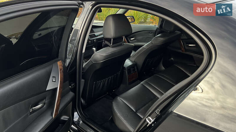 Седан BMW 5 Series 2004 в Хмельницькому