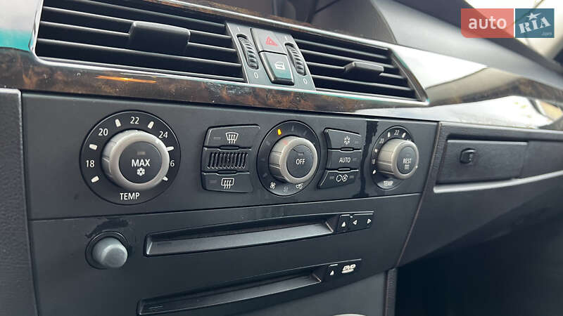 Седан BMW 5 Series 2004 в Хмельницькому