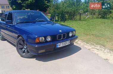 Седан BMW 5 Series 1995 в Рожнятове