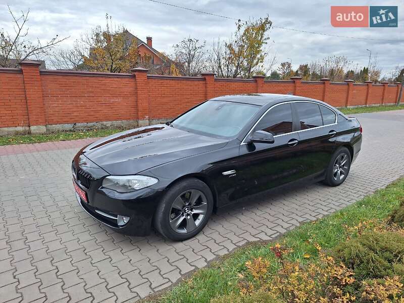 Седан BMW 5 Series 2012 в Луцке