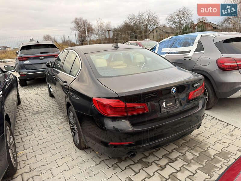 Седан BMW 5 Series 2017 в Львове