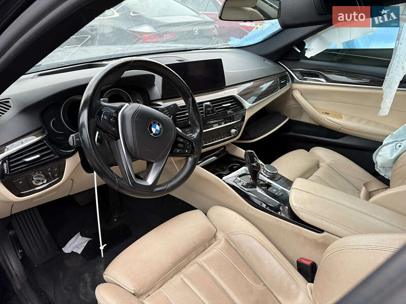 Седан BMW 5 Series 2017 в Львове
