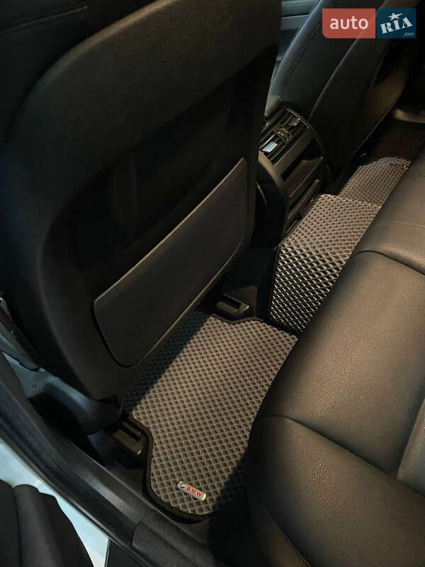 Седан BMW 5 Series 2016 в Ивано-Франковске