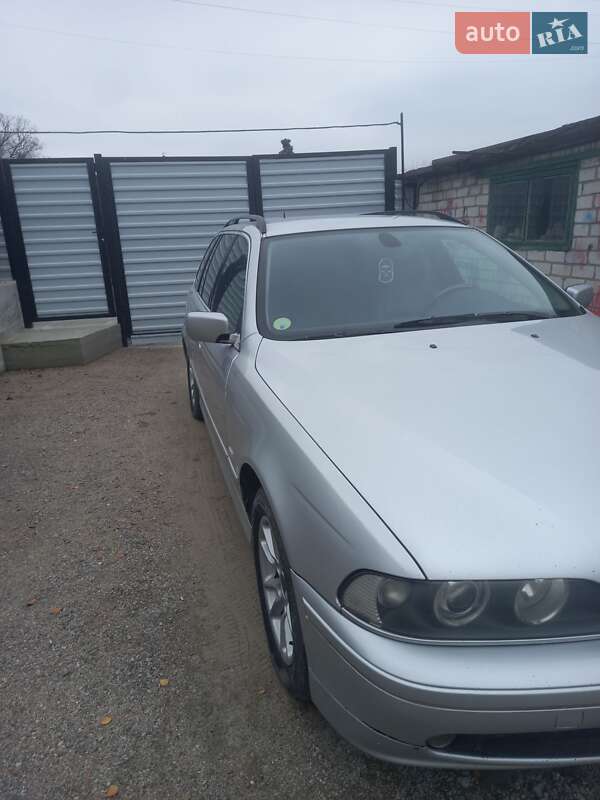 BMW 5 Series 2003