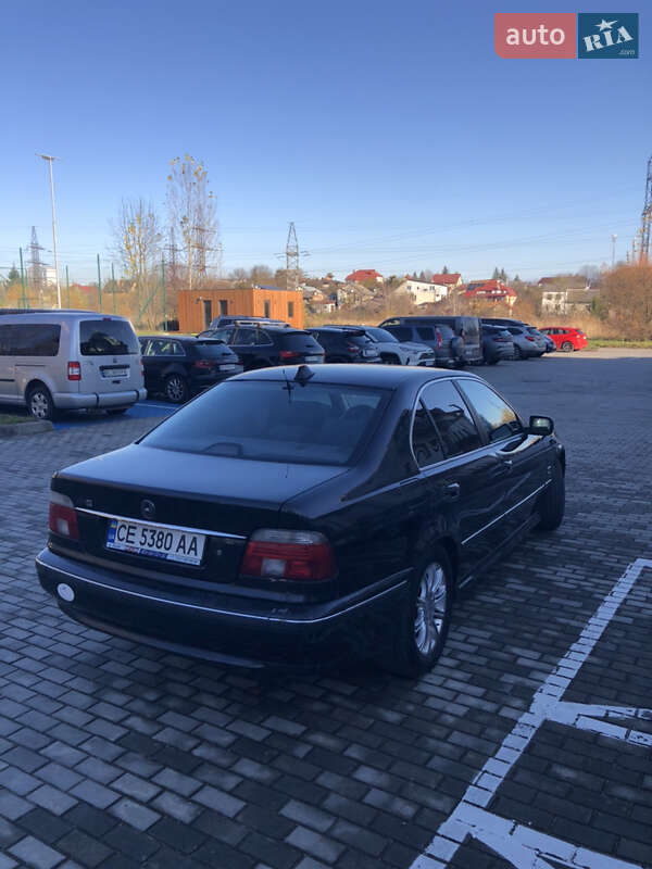 Седан BMW 5 Series 2000 в Львове