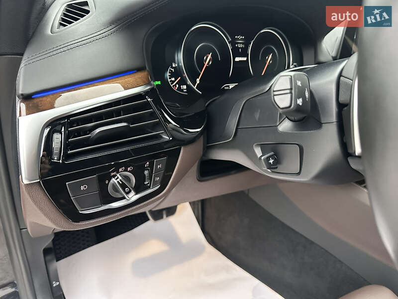 Седан BMW 5 Series 2018 в Киеве фото 9 Седан BMW 5 Series 2018 в Киеве