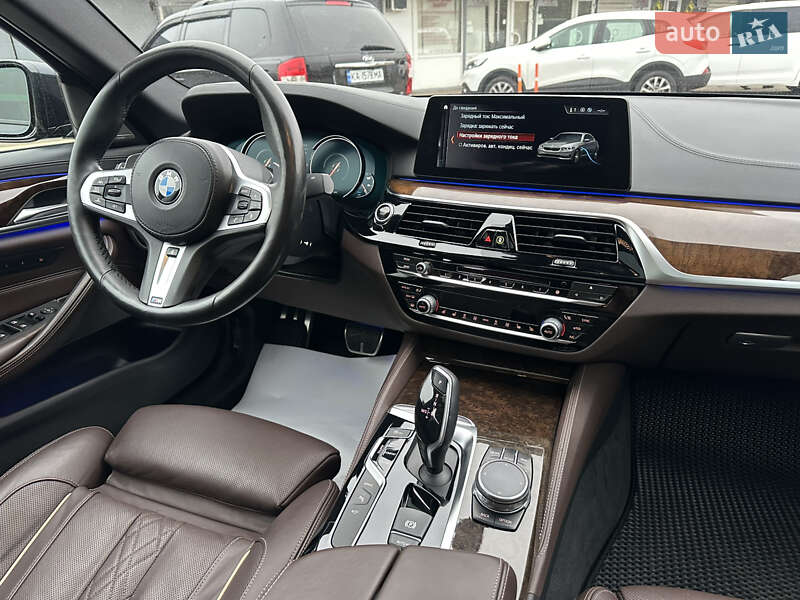 Седан BMW 5 Series 2018 в Киеве фото 30 Седан BMW 5 Series 2018 в Киеве
