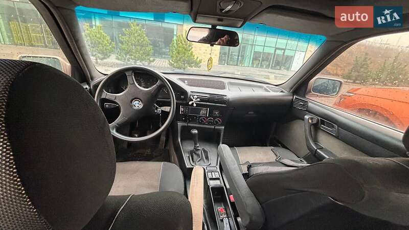 Седан BMW 5 Series 1990 в Хмельницком