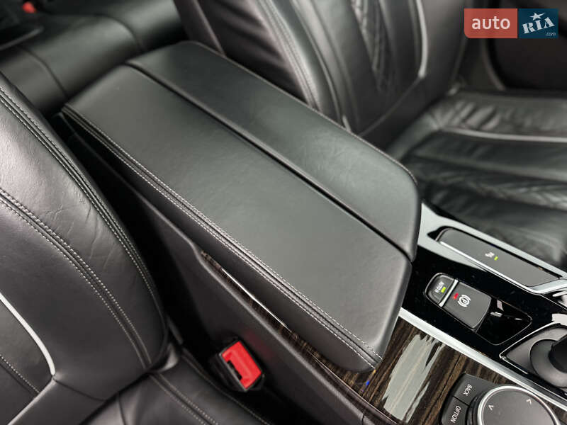 Седан BMW 5 Series 2017 в Житомире