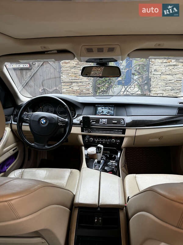 Седан BMW 5 Series 2010 в Ужгороді фото 2 Седан BMW 5 Series 2010 в Ужгороді