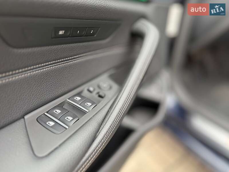 Седан BMW 5 Series 2019 в Києві фото 21 Седан BMW 5 Series 2019 в Києві