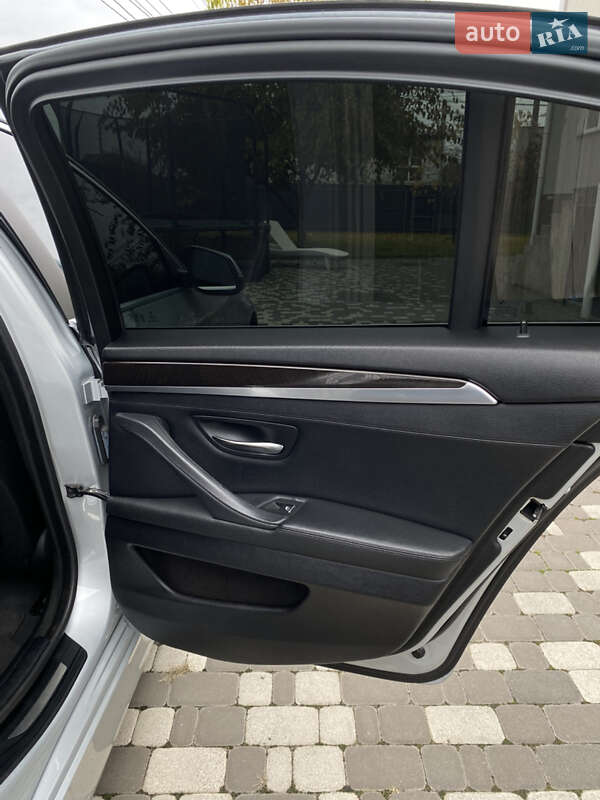 Седан BMW 5 Series 2014 в Киеве