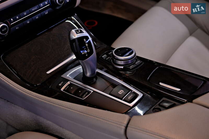 Седан BMW 5 Series 2013 в Одессе