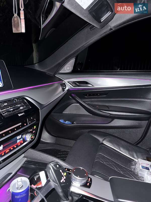 Седан BMW 5 Series 2018 в Тернополе