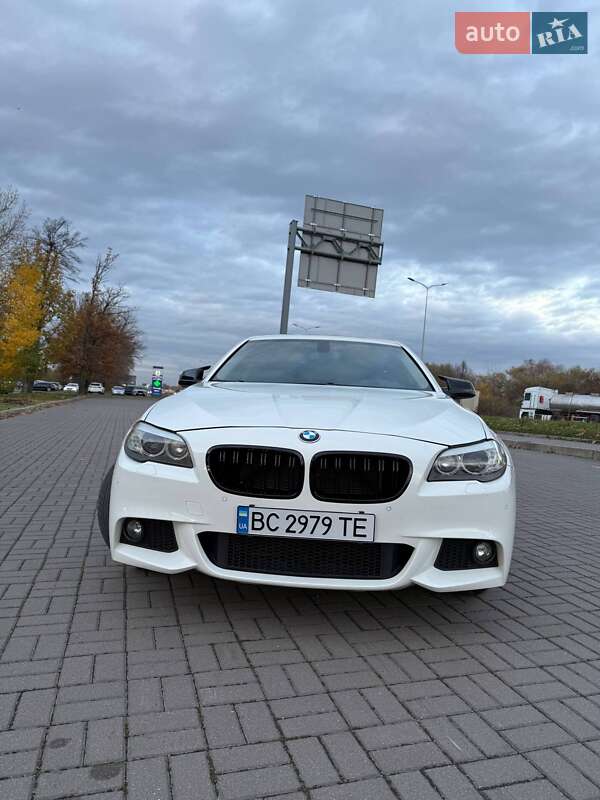 Седан BMW 5 Series 2011 в Львові фото 10 Седан BMW 5 Series 2011 в Львові