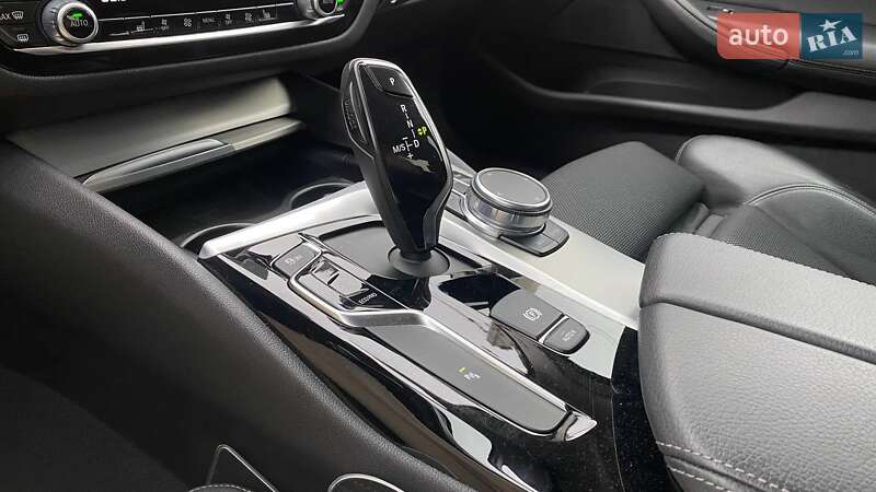 Седан BMW 5 Series 2017 в Виннице фото 23 Седан BMW 5 Series 2017 в Виннице