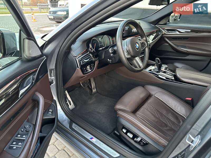 Седан BMW 5 Series 2018 в Львове