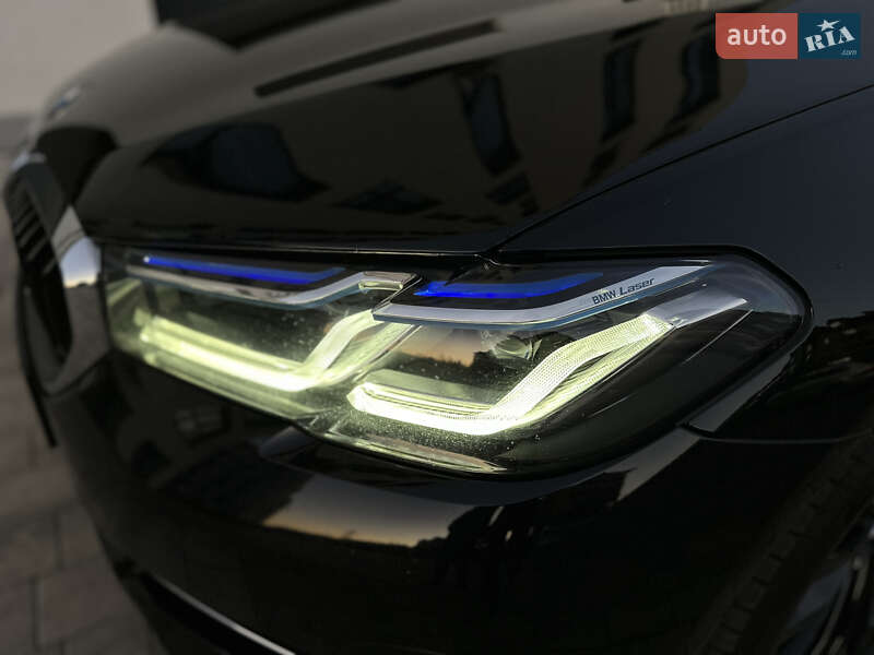 Универсал BMW 5 Series 2021 в Ужгороде фото 38 Универсал BMW 5 Series 2021 в Ужгороде