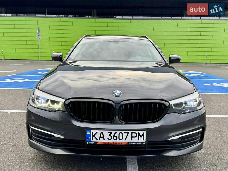 Універсал BMW 5 Series 2017 в Києві фото 7 Універсал BMW 5 Series 2017 в Києві