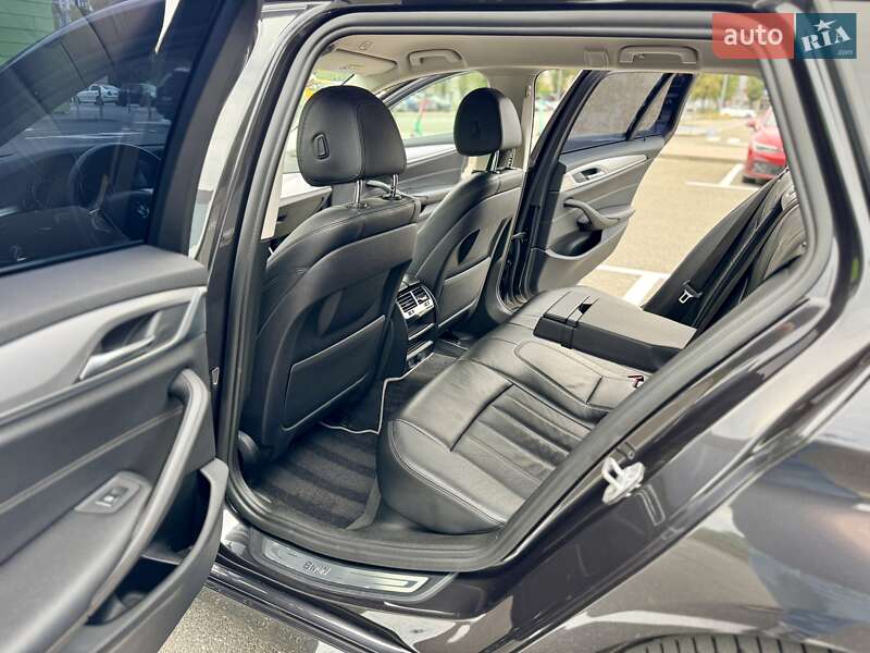 Універсал BMW 5 Series 2017 в Києві фото 36 Універсал BMW 5 Series 2017 в Києві