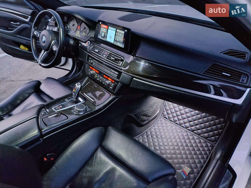 Седан BMW 5 Series 2011 в Одесі