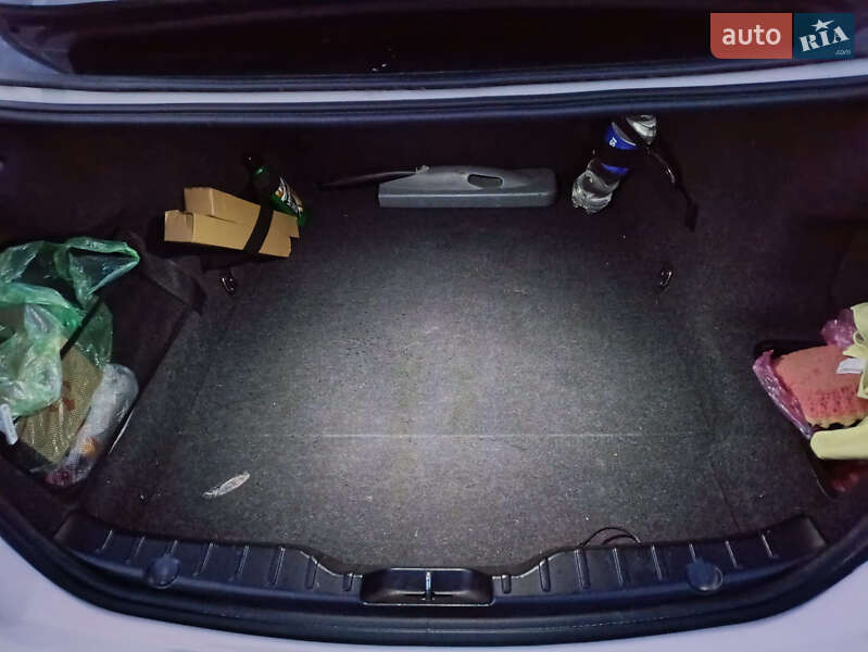 Седан BMW 5 Series 2011 в Одесі