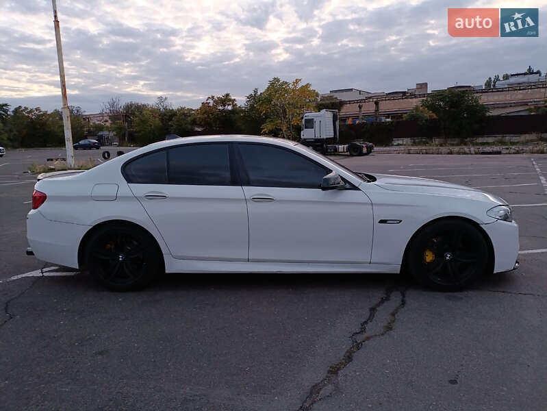 Седан BMW 5 Series 2011 в Одесі