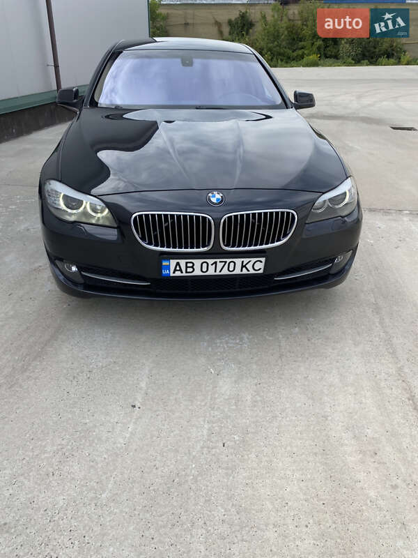 BMW 5 Series 2011 BMW 5 Series 2011