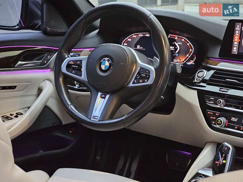 Седан BMW 5 Series 2019 в Киеве