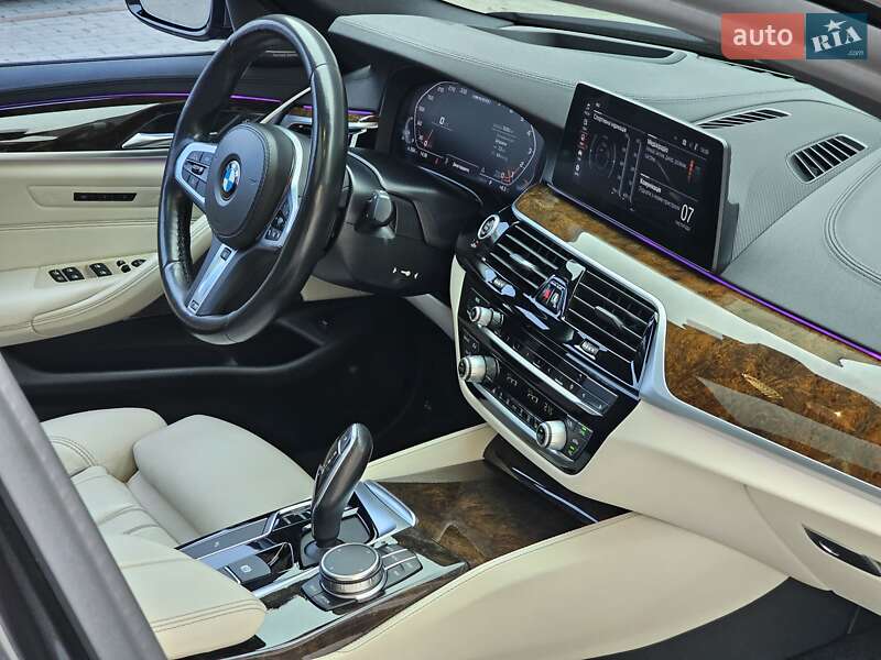 Седан BMW 5 Series 2019 в Киеве