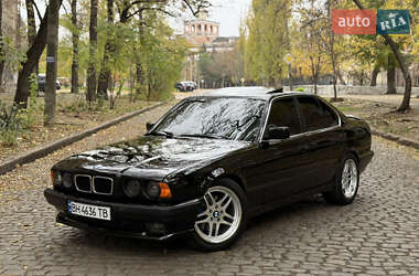 Седан BMW 5 Series 1990 в Николаеве