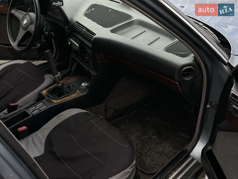Седан BMW 5 Series 1988 в Киеве фото 9 Седан BMW 5 Series 1988 в Киеве
