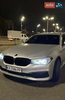 Универсал BMW 5 Series 2018 в Киеве