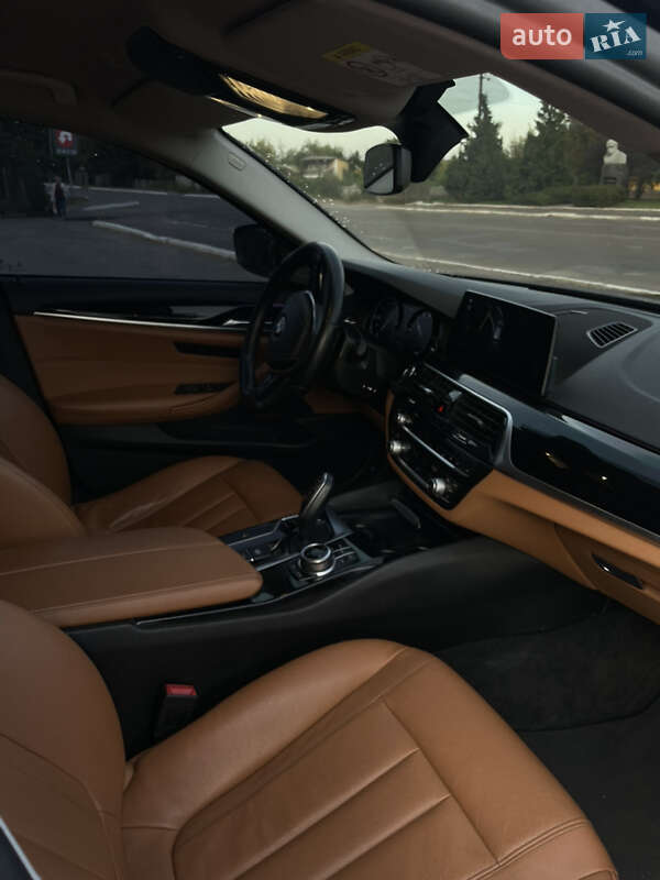 Универсал BMW 5 Series 2018 в Киеве фото 36 Универсал BMW 5 Series 2018 в Киеве