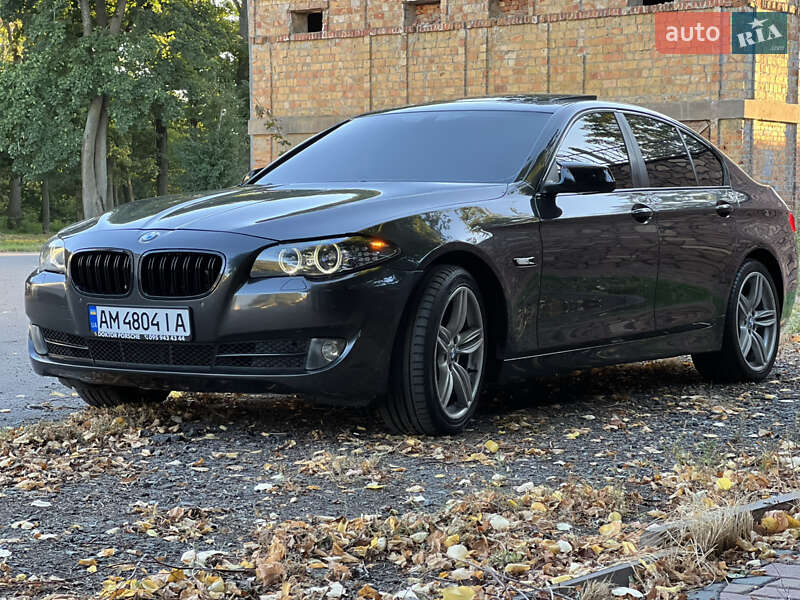 Седан BMW 5 Series 2013 в Киеве