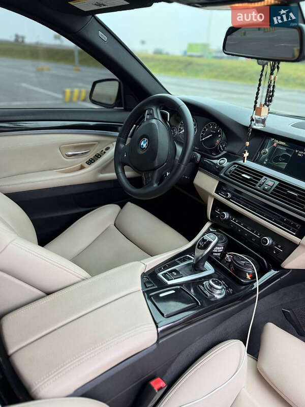Седан BMW 5 Series 2013 в Львове