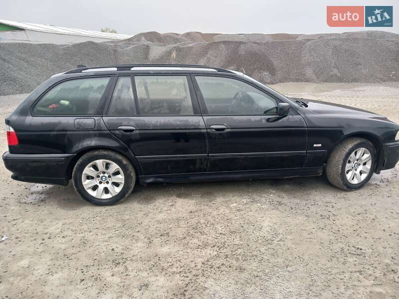 Універсал BMW 5 Series 2001 в Ладижині