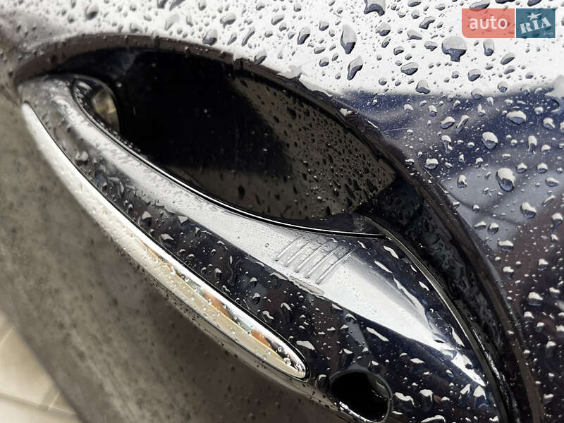 Седан BMW 5 Series 2011 в Луцке