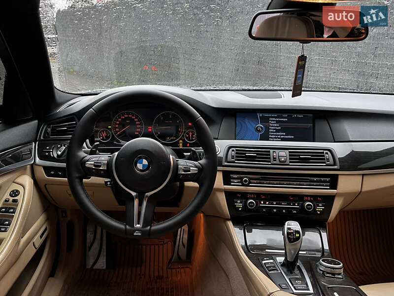 Седан BMW 5 Series 2011 в Луцке