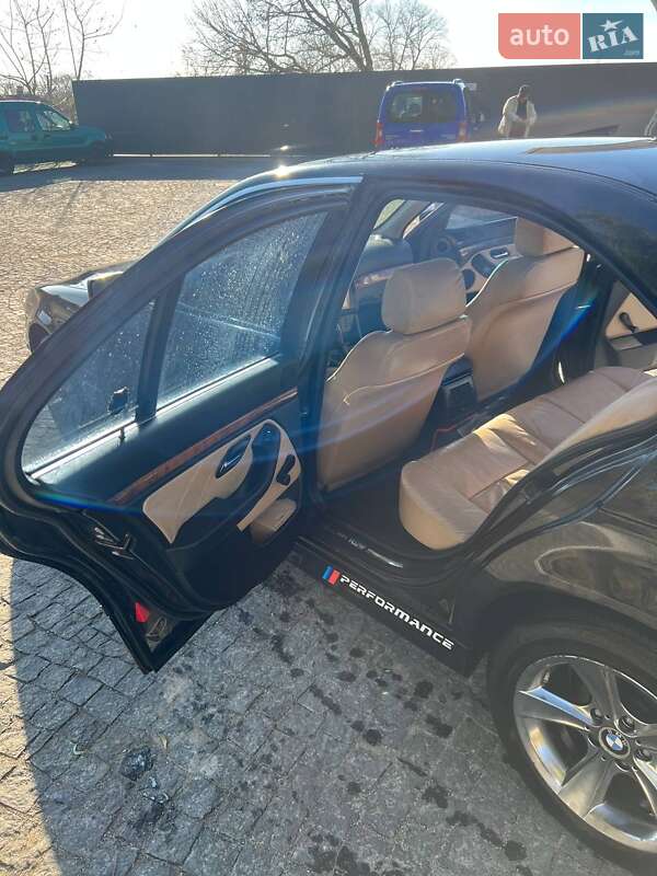 Седан BMW 5 Series 1996 в Скалате