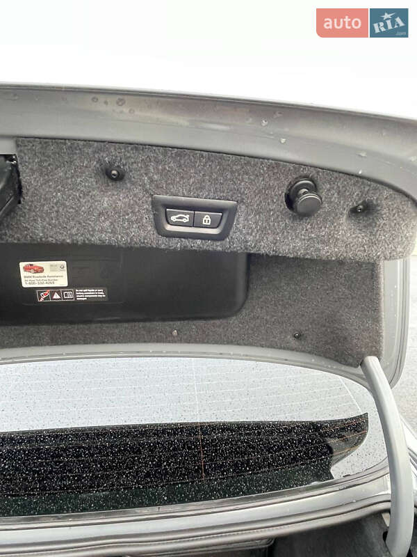 Седан BMW 5 Series 2012 в Львові