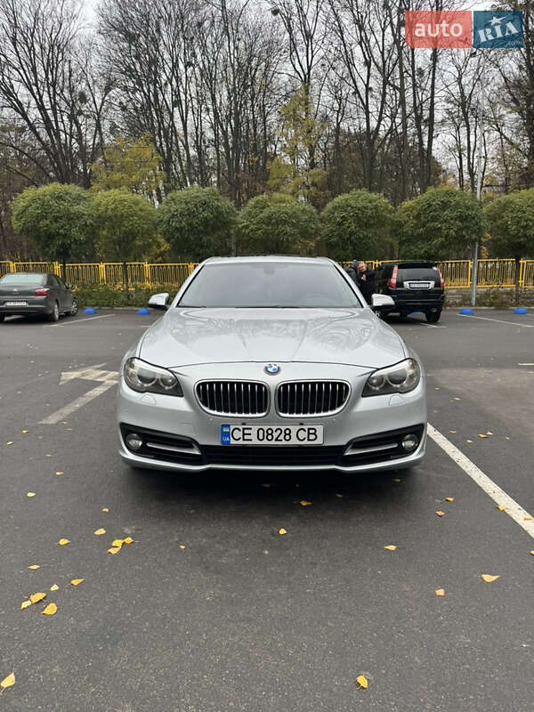 Седан BMW 5 Series 2014 в Черновцах