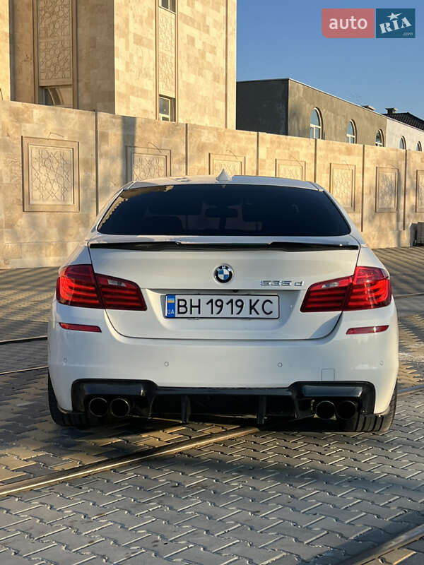 Седан BMW 5 Series 2013 в Одессе
