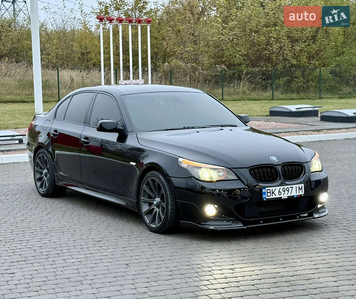 Седан BMW 5 Series 2008 в Ровно