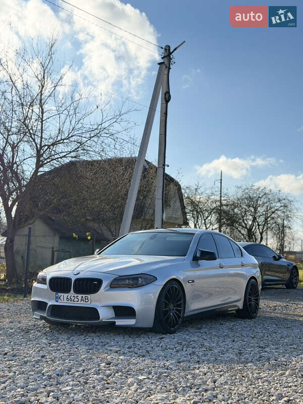 Седан BMW 5 Series 2011 в Новояворовске фото 5 Седан BMW 5 Series 2011 в Новояворовске