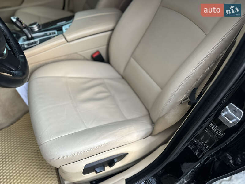 Седан BMW 5 Series 2013 в Рівному