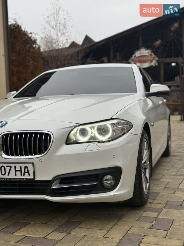 Седан BMW 5 Series 2016 в Кременчуці