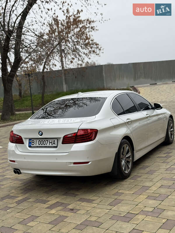 Седан BMW 5 Series 2016 в Кременчуці