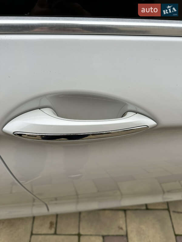 Седан BMW 5 Series 2016 в Кременчуці