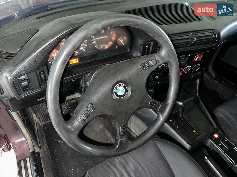 Седан BMW 5 Series 1991 в Тульчине